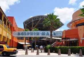 Dolphin Mall, Miami